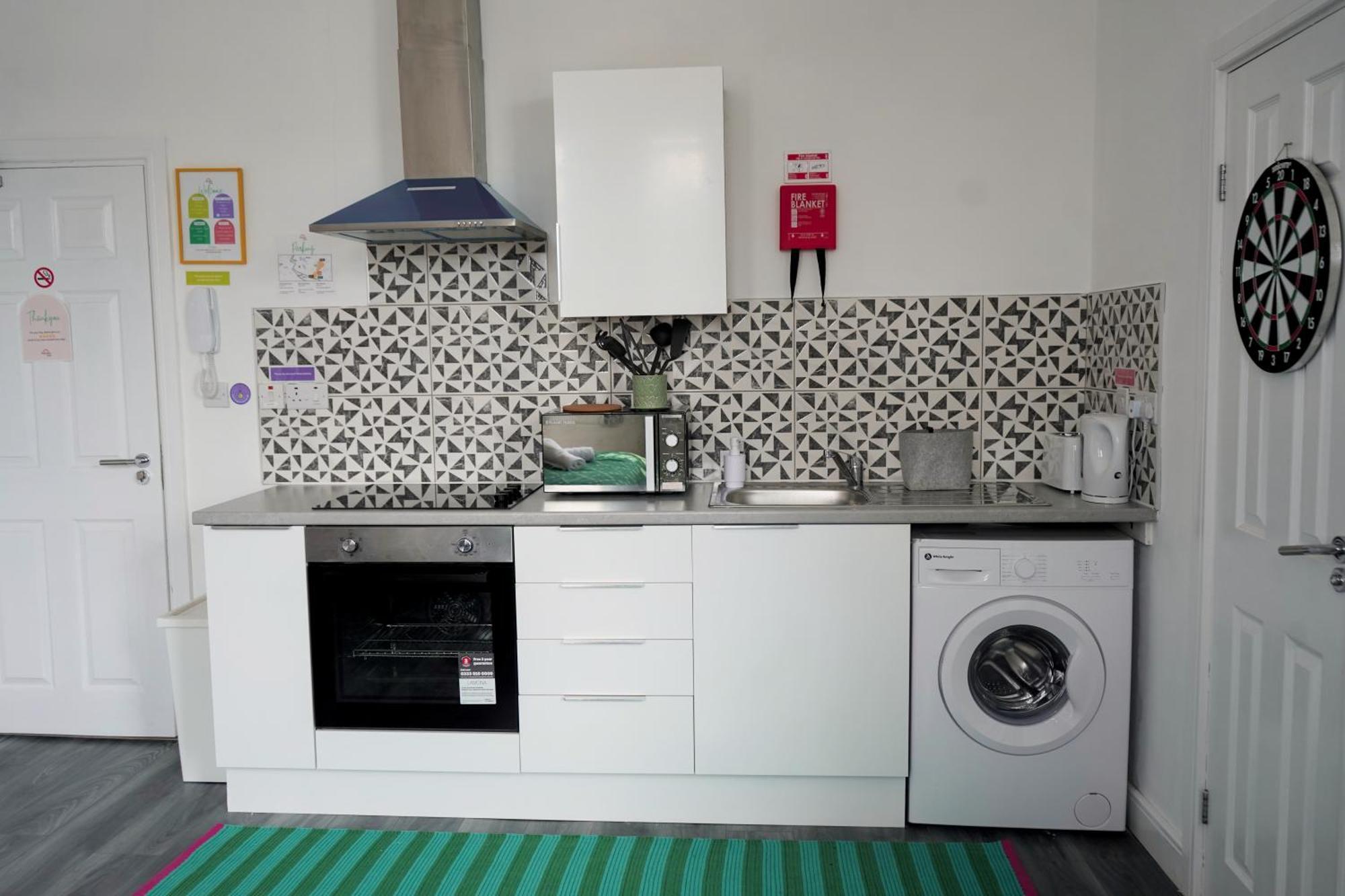 Bright And Spacious Studio In Central Birmingham Buitenkant foto